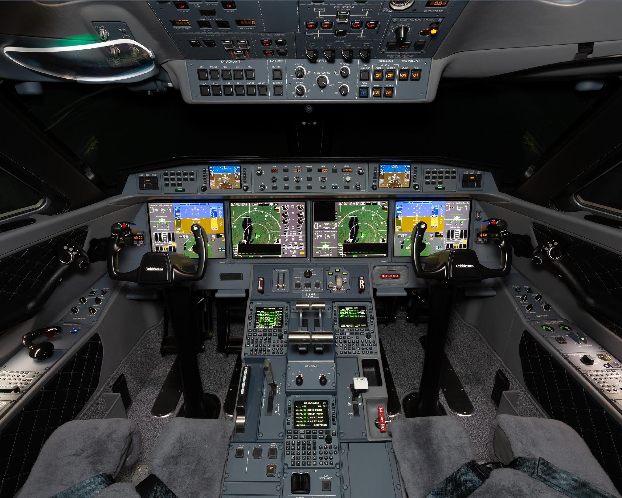 G650 PlaneView II flight deck
