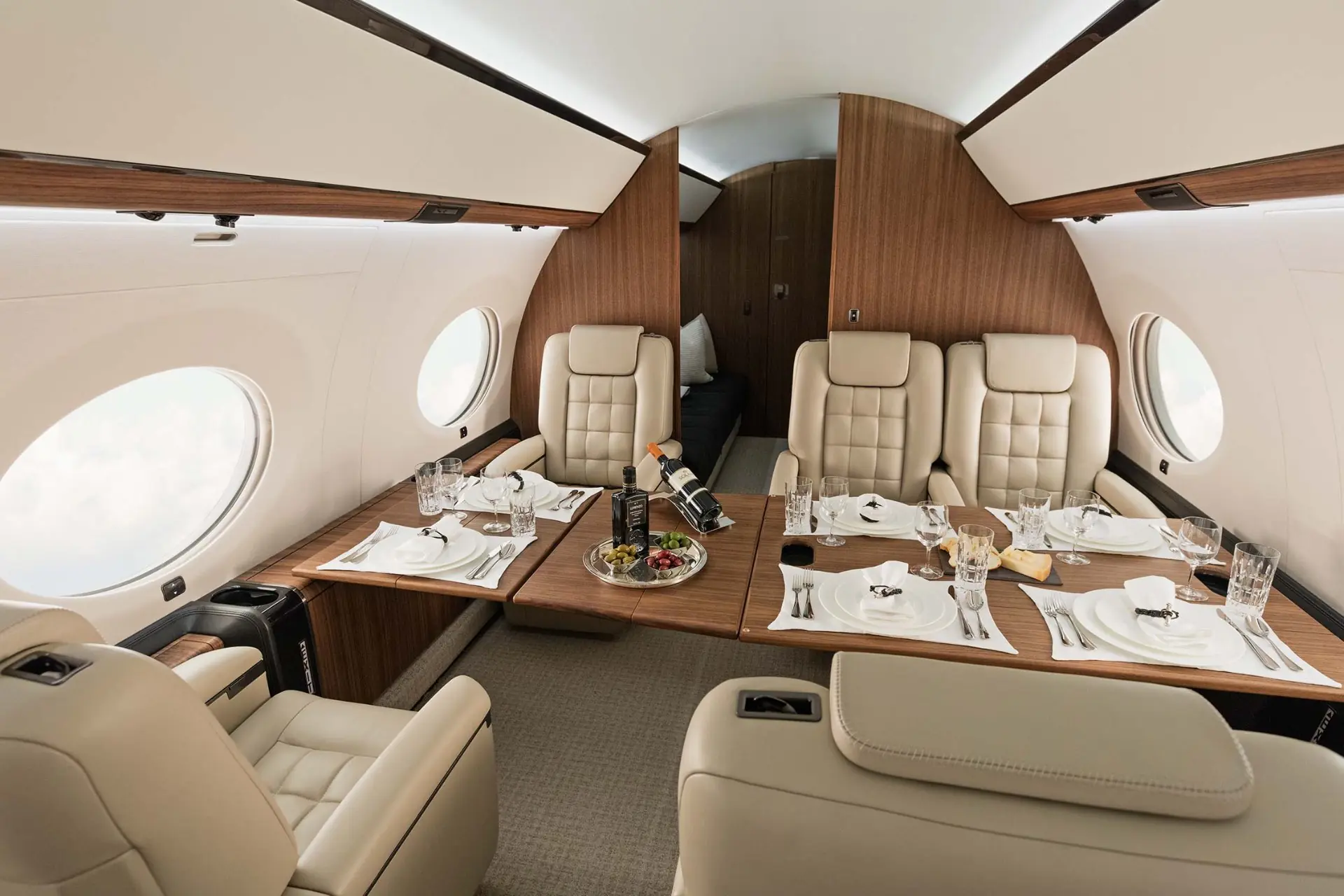 Gulfstream G650ER cabin interior — example of premium presentation